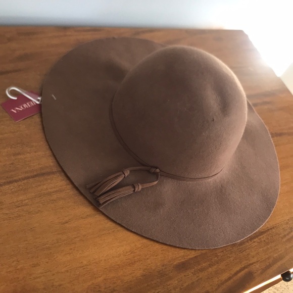 merona floppy hat